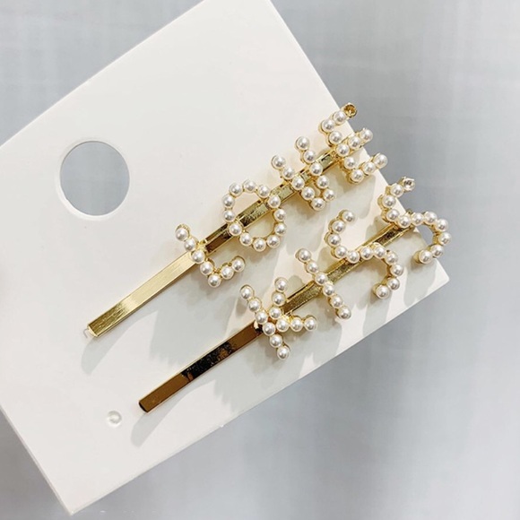 Accessories - LOVE | KISS hair pin